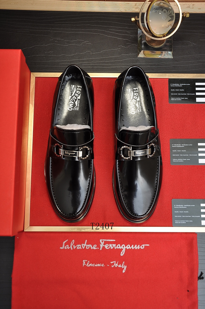 Ferragamo sz38-44 330